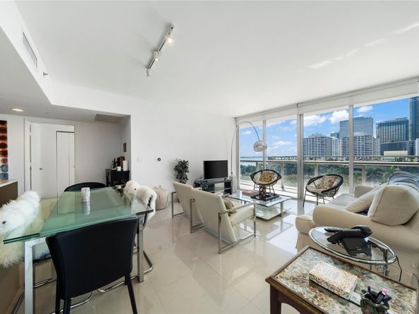 495 Brickell Ave 811, Miami FL 33131