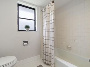 516 Muirfield Drive, Atlantis FL 33462