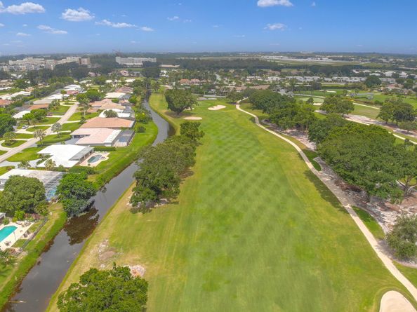 516 Muirfield Drive, Atlantis FL 33462