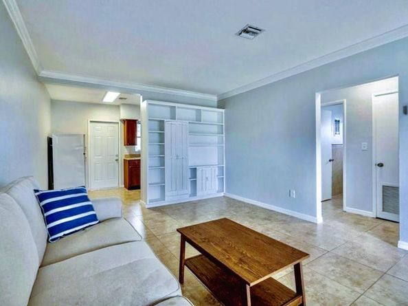 5431 NE 22nd Ter, Fort Lauderdale FL 33308