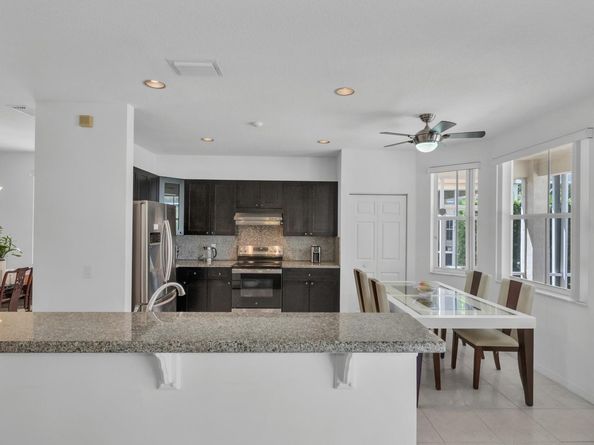 4032 Pinewood Ln, Weston FL 33331