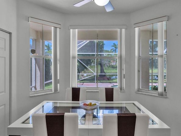 4032 Pinewood Ln, Weston FL 33331