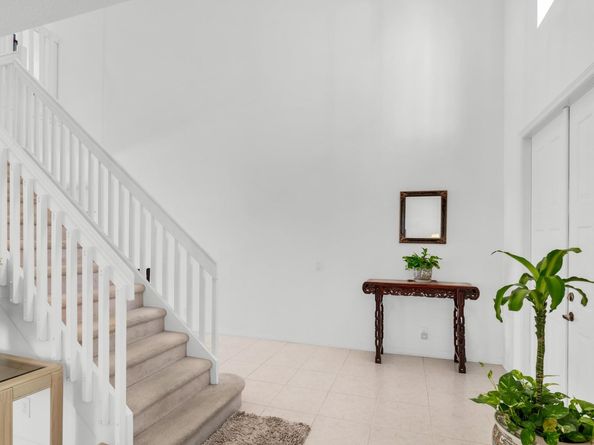 4032 Pinewood Ln, Weston FL 33331