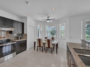 4032 Pinewood Ln, Weston FL 33331