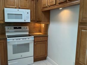 11790 SW 18th 106, Miami FL 33175