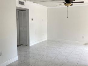 11790 SW 18th 106, Miami FL 33175