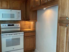 11790 SW 18th 106, Miami FL 33175