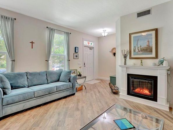 180 Freeport Drive, Jupiter FL 33458