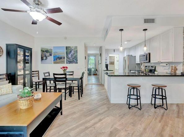 180 Freeport Drive, Jupiter FL 33458