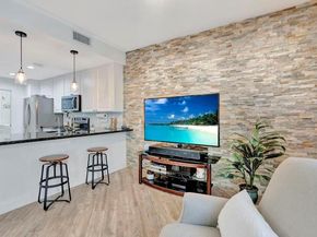 180 Freeport Drive, Jupiter FL 33458