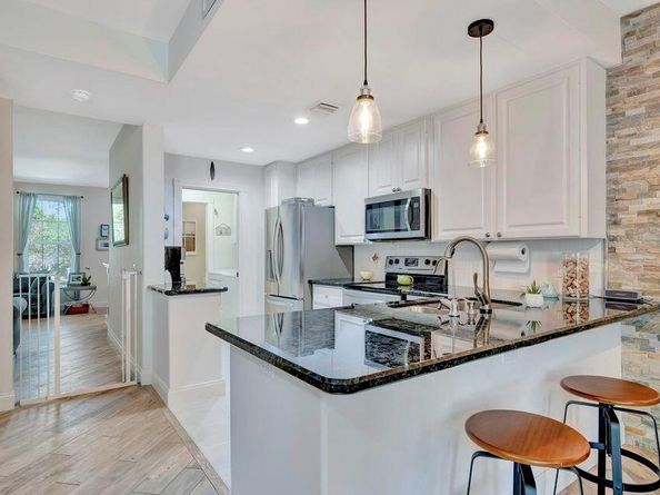 180 Freeport Drive, Jupiter FL 33458