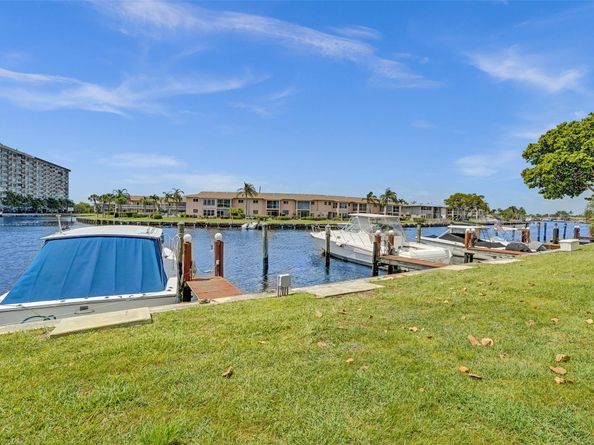 1100 SE 5th Ct 77, Pompano Beach FL 33060