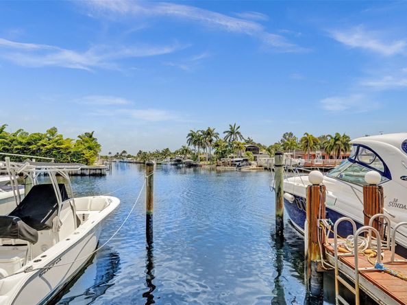 1100 SE 5th Ct 77, Pompano Beach FL 33060