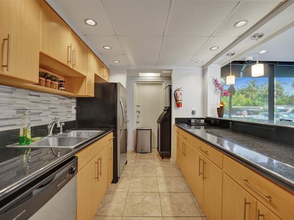 1100 SE 5th Ct 77, Pompano Beach FL 33060
