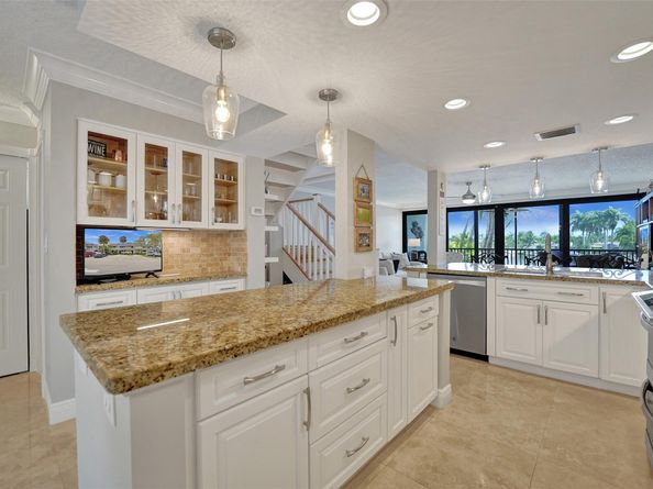 1100 SE 5th Ct 77, Pompano Beach FL 33060