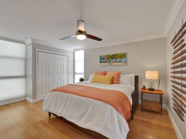 1100 SE 5th Ct 77, Pompano Beach FL 33060