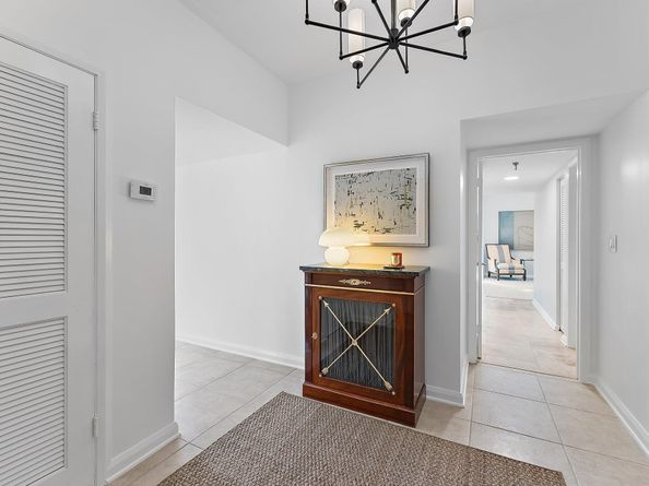 123 Lakeshore Drive 143, North Palm Beach FL 33408
