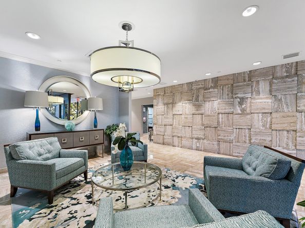 123 Lakeshore Drive 143, North Palm Beach FL 33408