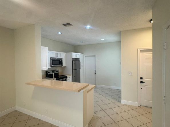 3932 San Simeon Ln 3932, Weston FL 33331