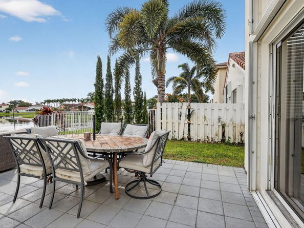 6804 Green Island Terrace, Lake Worth FL 33463