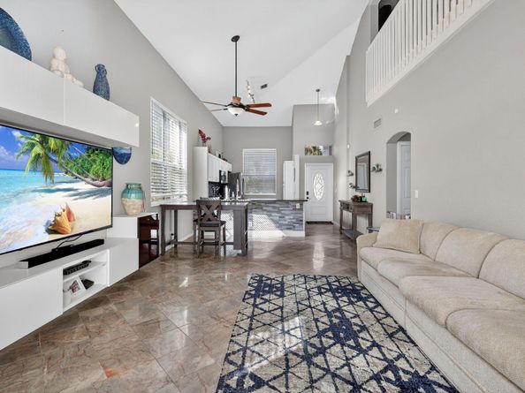 6804 Green Island Terrace, Lake Worth FL 33463