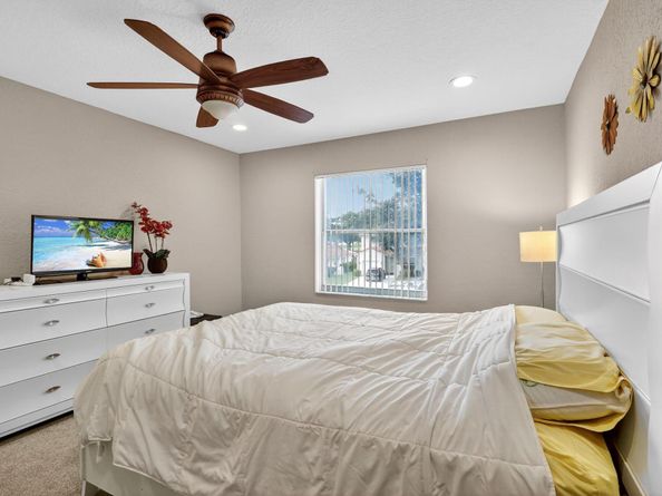 6804 Green Island Terrace, Lake Worth FL 33463