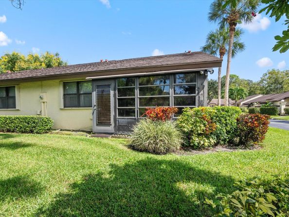 91 Rose Bay Court, Royal Palm Beach FL 33411