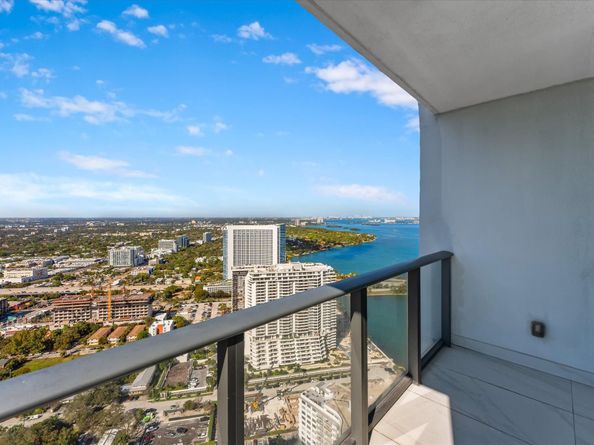 650 NE 32nd Street 4501, Miami FL 33137