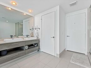 650 NE 32nd Street 4501, Miami FL 33137