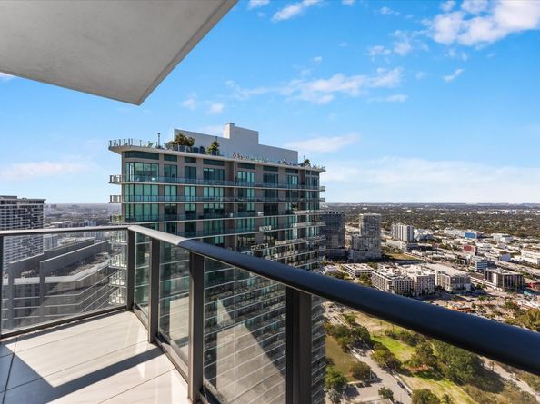 650 NE 32nd Street 4501, Miami FL 33137