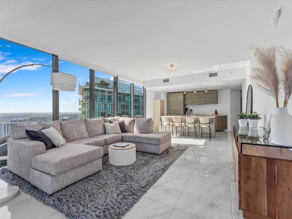 650 NE 32nd Street 4501, Miami FL 33137