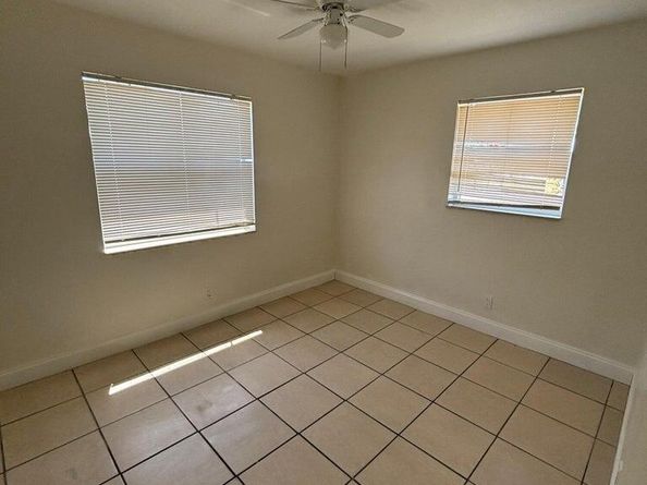 1100 W 25th Street, Riviera Beach FL 33404