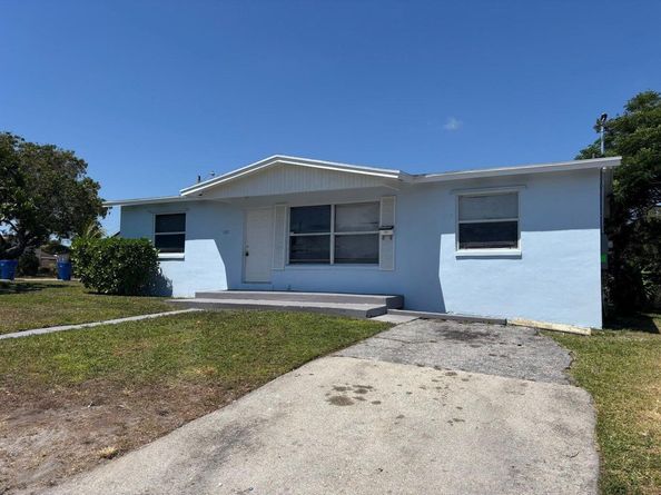 1100 W 25th Street, Riviera Beach FL 33404