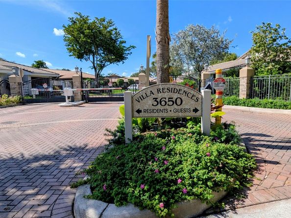 3650 N 36th Ave 70, Hollywood FL 33021