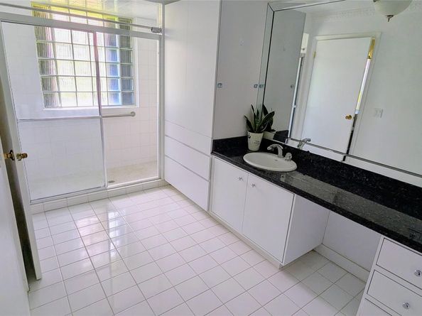 3650 N 36th Ave 70, Hollywood FL 33021