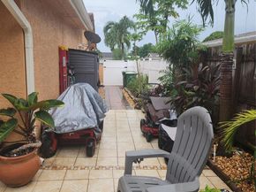 6831 NW 81st Pl, Tamarac FL 33321
