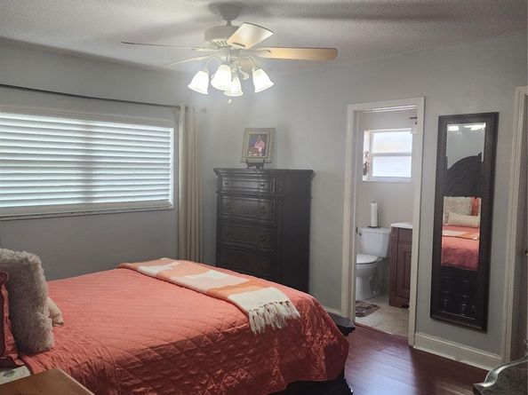 6831 NW 81st Pl, Tamarac FL 33321