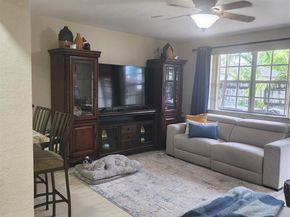 6831 NW 81st Pl, Tamarac FL 33321