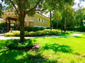 10403 Wellington Parc Drive, Wellington FL 33449