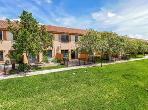 10403 Wellington Parc Drive, Wellington FL 33449