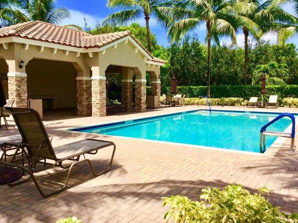 10403 Wellington Parc Drive, Wellington FL 33449