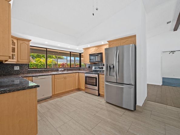 8669 SW 51st St, Cooper City FL 33328