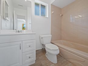 8669 SW 51st St, Cooper City FL 33328
