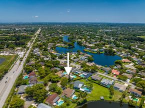 8669 SW 51st St, Cooper City FL 33328