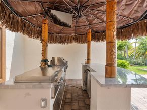 9860 Lakeview Ln, Parkland FL 33076