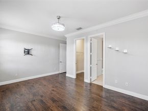 9860 Lakeview Ln, Parkland FL 33076