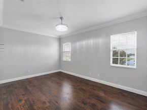 9860 Lakeview Ln, Parkland FL 33076