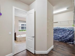 9860 Lakeview Ln, Parkland FL 33076