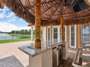 9860 Lakeview Ln, Parkland FL 33076