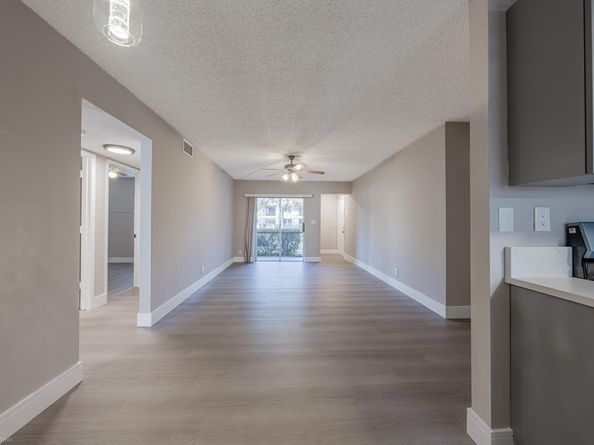 105 Gardens Drive 102, Pompano Beach FL 33069